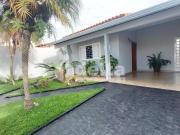 Casa / Sobrado para Venda em Uberlândia/MG Cidade Jardim...