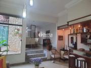 Casa / Sobrado para Venda em Uberlândia/MG Cidade Jardim...