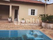 Casa / Sobrado para Venda em Uberlândia/MG Copacabana 3...