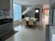 Casa / Sobrado para Venda em Uberlândia/MG Gávea 5 Quartos