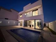 Casa / Sobrado para Venda em Uberlândia/MG Granja...