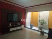 Casa / Sobrado para Venda em Uberlândia/MG Guarani 3 Quartos