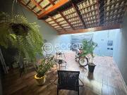 Casa / Sobrado para Venda em Uberlândia/MG Jardim...