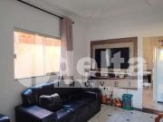Casa / Sobrado para Venda em Uberlândia/MG Jardim Célia...