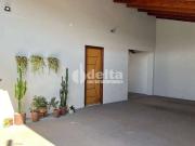 Casa / Sobrado para Venda em Uberlândia/MG Jardim...