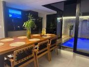 Casa / Sobrado para Venda em Uberlândia/MG Jardim...