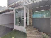 Casa / Sobrado para Venda em Uberlândia/MG Laranjeiras 4...