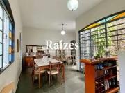 Casa / Sobrado para Venda em Uberlândia/MG Lidice 4 Quartos