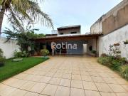 Casa / Sobrado para Venda em Uberlândia/MG Marta Helena...
