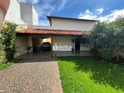 Casa / Sobrado para Venda em Uberlândia/MG Nova...