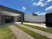 Casa / Sobrado para Venda em Uberlândia/MG Novo Mundo 3...