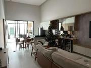 Casa / Sobrado para Venda em Uberlândia/MG Novo Mundo 3...