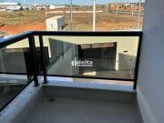 Casa / Sobrado para Venda em Uberlândia/MG Novo Mundo 3...