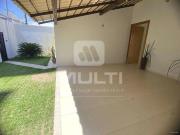 Casa / Sobrado para Venda em Uberlândia/MG Novo Mundo 3...