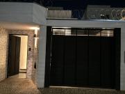 Casa / Sobrado para Venda em Uberlândia/MG Novo Mundo 3...