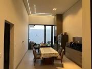 Casa / Sobrado para Venda em Uberlândia/MG Novo Mundo 4...