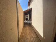 Casa / Sobrado para Venda em Uberlândia/MG Planalto 3...