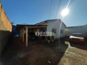 Casa / Sobrado para Venda em Uberlândia/MG Planalto 5...