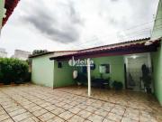 Casa / Sobrado para Venda em Uberlândia/MG Santa Mônica...