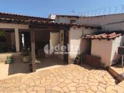 Casa / Sobrado para Venda em Uberlândia/MG Santa Mônica...