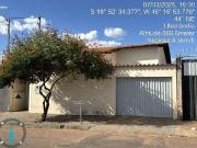 Casa / Sobrado para Venda em Uberlândia/MG Santa Rosa 3...