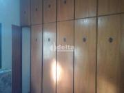 Casa / Sobrado para Venda em Uberlândia/MG Tabajaras 3...