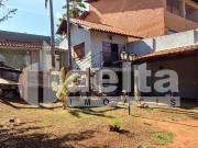Casa / Sobrado para Venda em Uberlândia/MG Tabajaras 4...