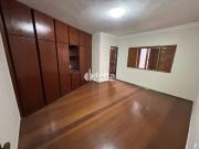 Casa / Sobrado para Venda em Uberlândia/MG Tabajaras 4...