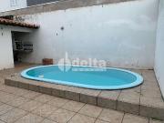 Casa / Sobrado para Venda em Uberlândia/MG Umuarama 3...