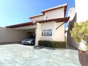 Casa / Sobrado para Venda em Uberlândia/MG Umuarama 5...