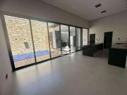 Casa / Sobrado para Venda em Uberlândia/MG Vigilato...