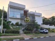 Casa / Sobrado para Venda em Valinhos/SP Ortizes 4 Quartos