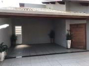 Casa / Sobrado para Venda em Valinhos/SP Vila Santana 5...