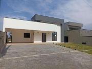 Casa / Sobrado para Venda em Vargem Grande Paulista/SP...