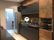 Casa / Sobrado para Venda em Varginha/MG Alta Villa 4...