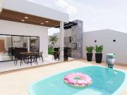 Casa / Sobrado para Venda em Varginha/MG Porto Real 3...