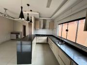 Casa / Sobrado para Venda em Várzea Grande/MT Jardim...