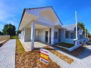 Casa / Sobrado para Venda em Vera Cruz/RS Centro 2 Quartos