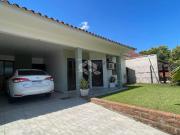 Casa / Sobrado para Venda em Vera Cruz/RS Centro 3 Quartos