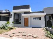 Casa / Sobrado para Venda em Viamão/RS Centro 3 Quartos