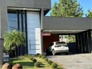 Casa / Sobrado para Venda em Viamão/RS Condomínio Buena...