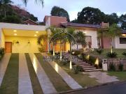 Casa / Sobrado para Venda em Vinhedo/SP Marambaia 3 Quartos