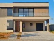 Casa / Sobrado para Venda em Vinhedo/SP Monte Alegre 4...