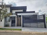 Casa / Sobrado para Venda em Vinhedo/SP Pinheirinho 3...