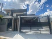 Casa / Sobrado para Venda em Vinhedo/SP Pinheirinho 3...