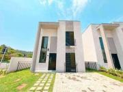 Casa / Sobrado para Venda em Vinhedo/SP Pinheirinho 3...
