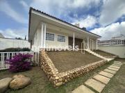 Casa / Sobrado para Venda em Vitória da Conquista/BA...