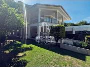 Casa / Sobrado para Venda em Vitória/ES Fradinhos 4 Quartos