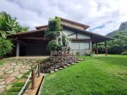 Casa / Sobrado para Venda em Vitória/ES Fradinhos 5 Quartos