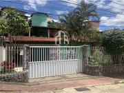 Casa / Sobrado para Venda em Vitória/ES Fradinhos 5 Quartos
